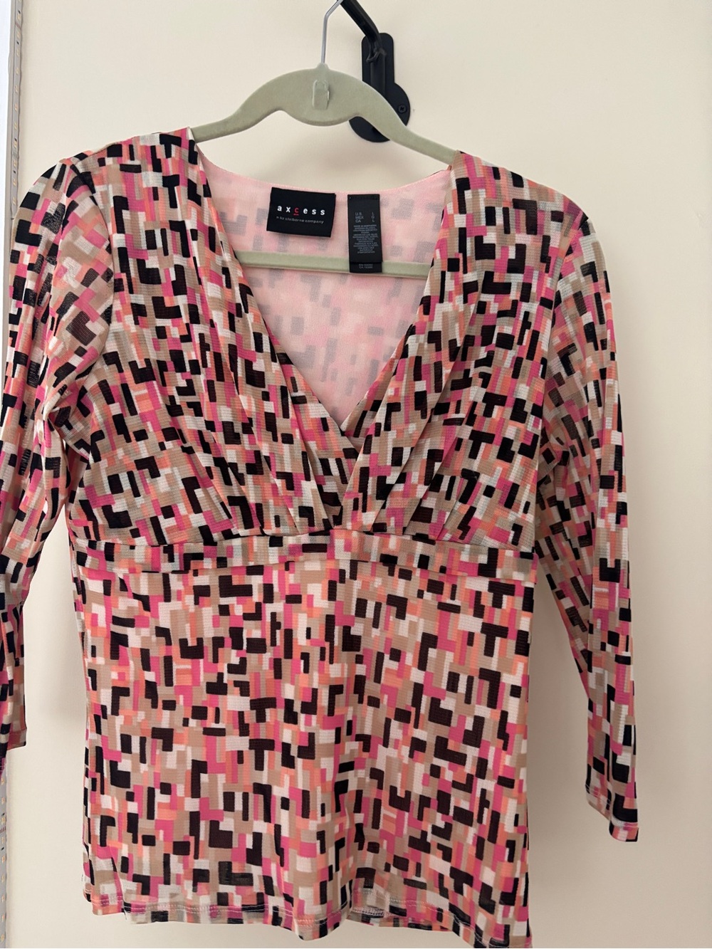 Axcess Multi-Color Geometric double V-Neck Blouse in Pink, Black & Cream